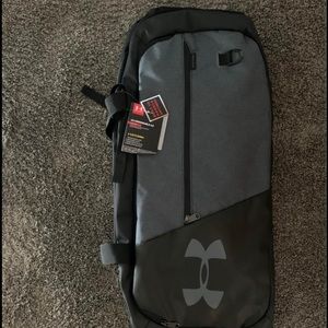 Brand new large grey under armour duffle bag.